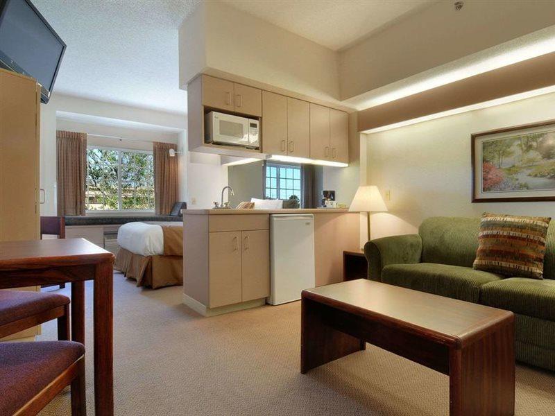 Microtel Inn & Suites By Wyndham Bloomington Msp Airport Экстерьер фото