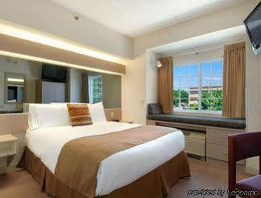Microtel Inn & Suites By Wyndham Bloomington Msp Airport Экстерьер фото